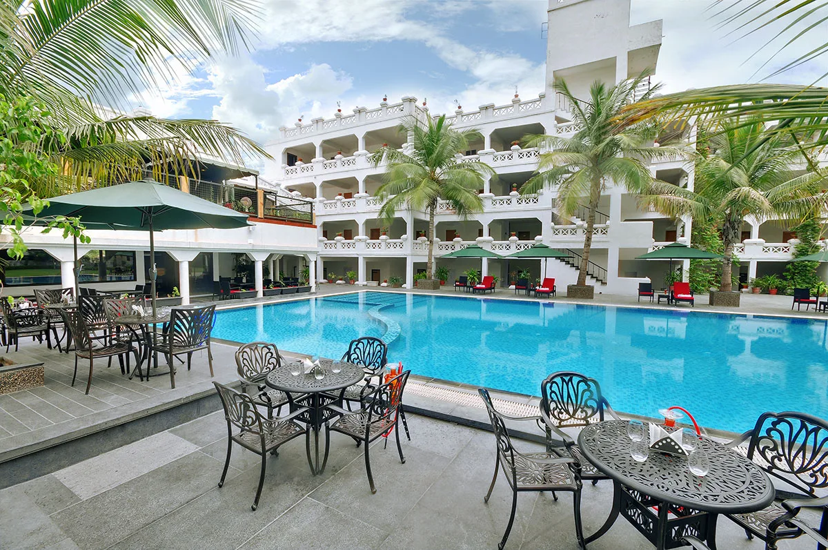 Hotel courtyard with swimming pool